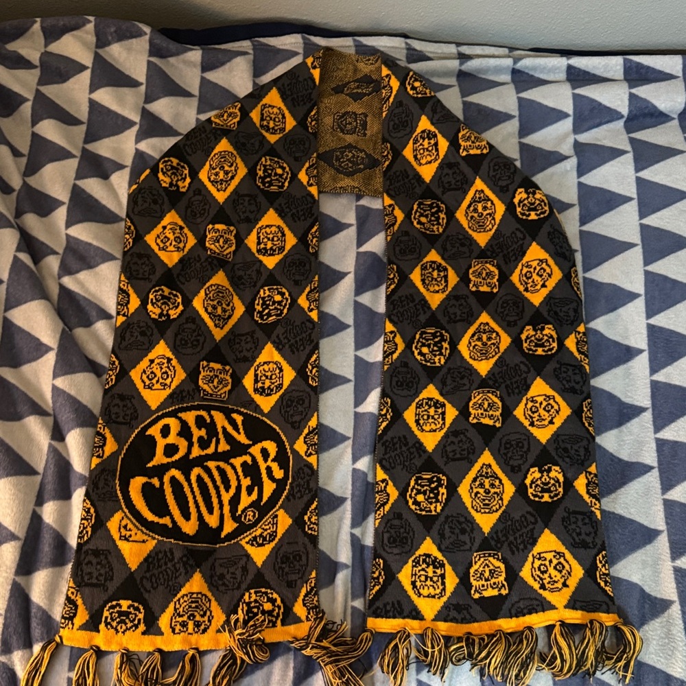 Ben Cooper Monster Design Black and Orange Scarf